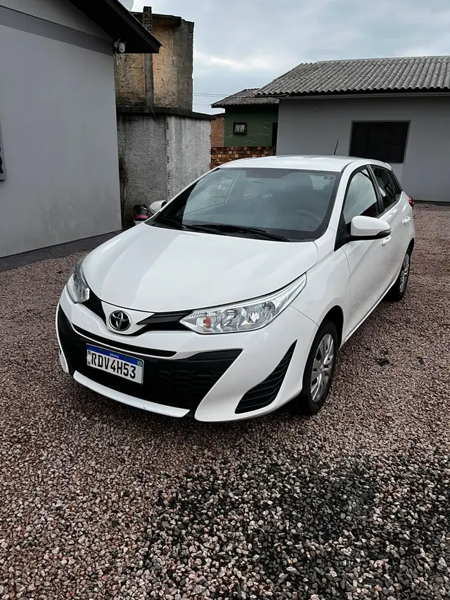 Carro Toyota Yaris 2020 1.3 XL Live (Flex)