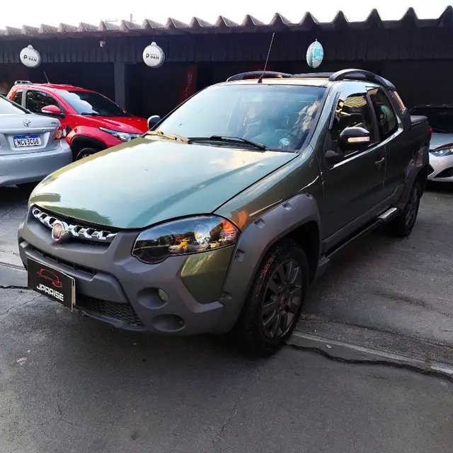 Carro Fiat Strada 2015 Adv.1.8 16V Dualogic Flex CD