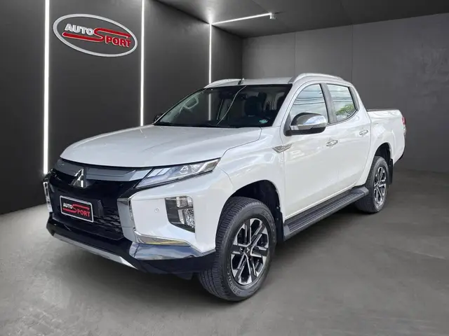 Carro Mitsubishi L200 Triton Sport 2023 HPE-S 2.4