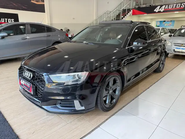 Carro Audi A3 2018 2.0 TFSI Ambition S Tronic