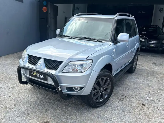 Carro Mitsubishi Pajero TR4 2012 2.0/ 2.0 Flex 16V 4x4 Mec.