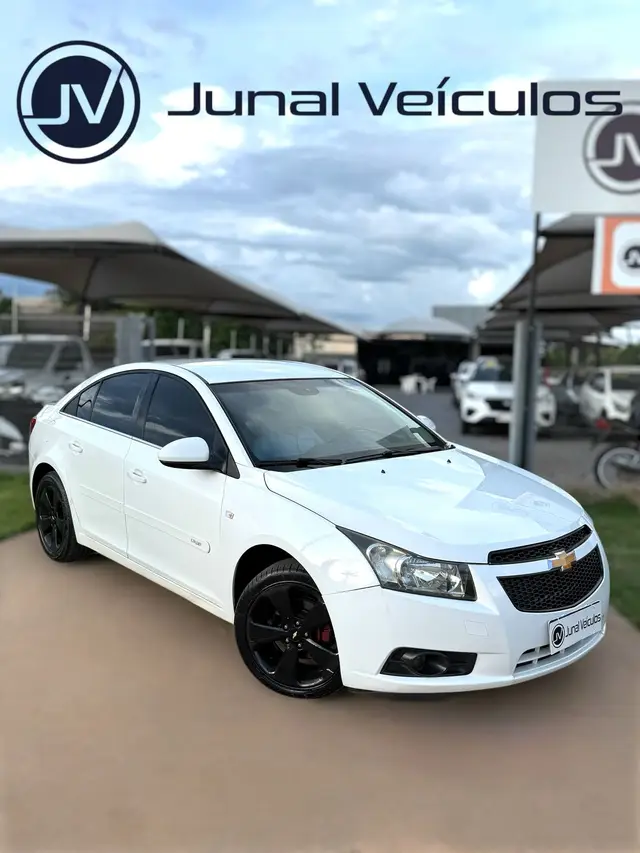 Carro Chevrolet Cruze 2013 LT 1.8 16V Ecotec (Flex)