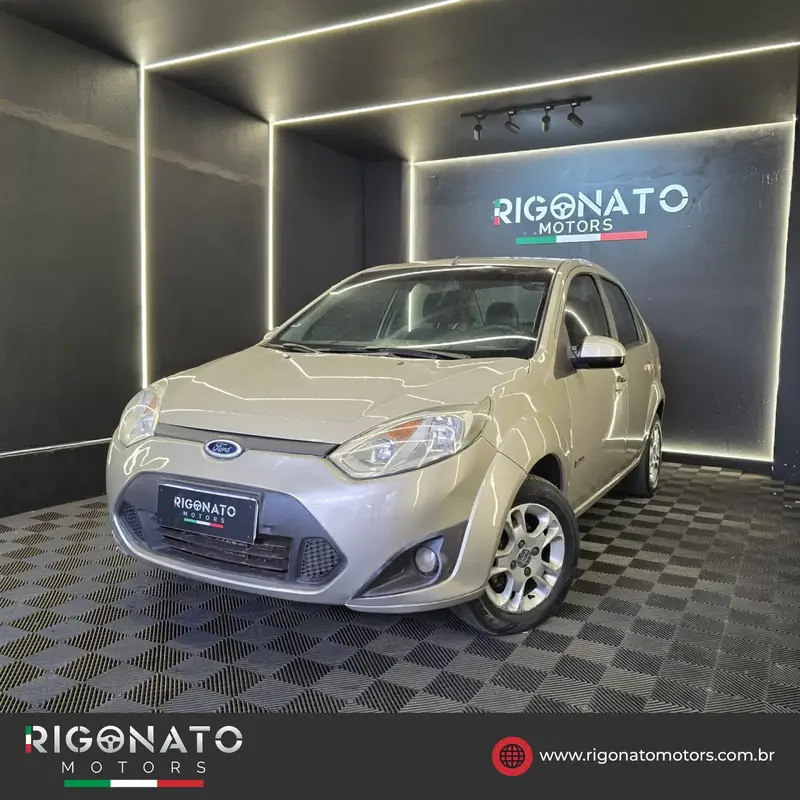 Ford Fiesta Sedan 1.6 (Flex)