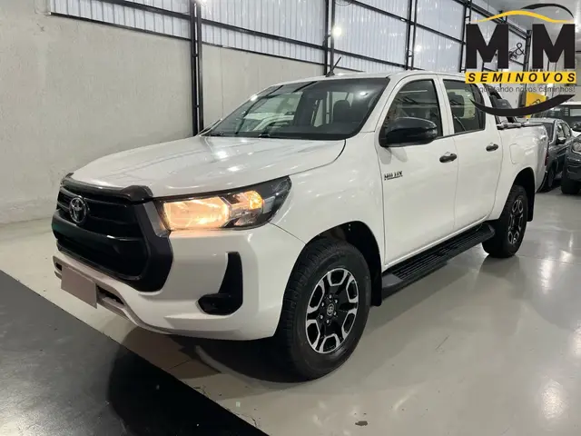 Carro Toyota Hilux Cabine Dupla 2022 STD Power Pack 2.8 TDI CD 4x4