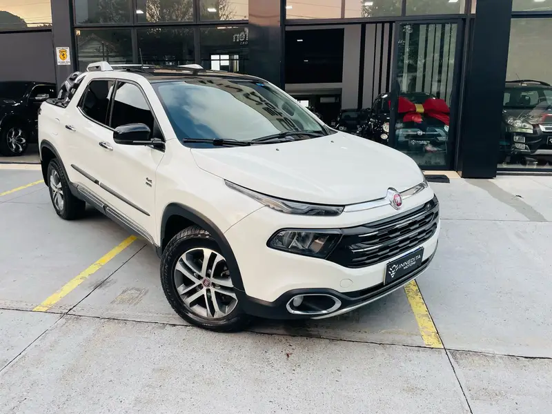 Fiat Toro Volcano 2.0 diesel AT9 4x4