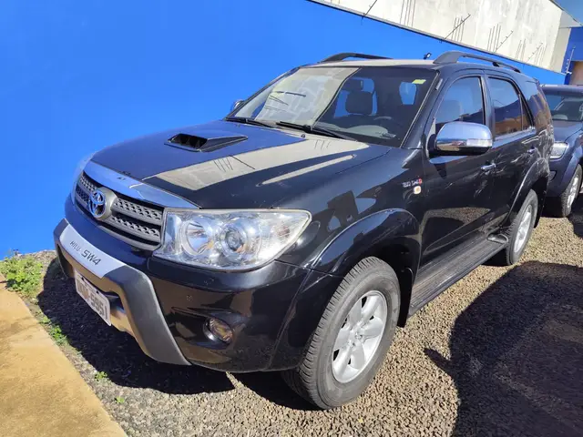 Carro Toyota Hilux SW4 2010 SRV 4x4 3.0 Turbo  (aut)