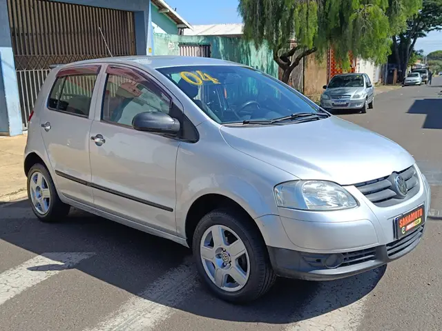 Carro Volkswagen Fox 2008 City 1.0 8V (Flex)