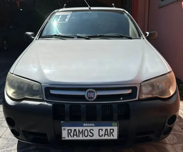Carro Fiat Strada 2011 Fire 1.4 (Flex)