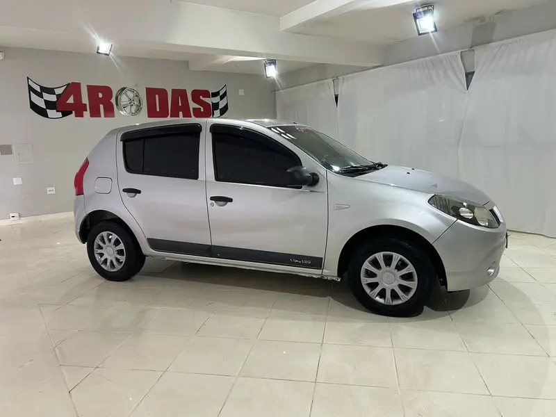 Renault Sandero Expression 1.0 16V (flex)