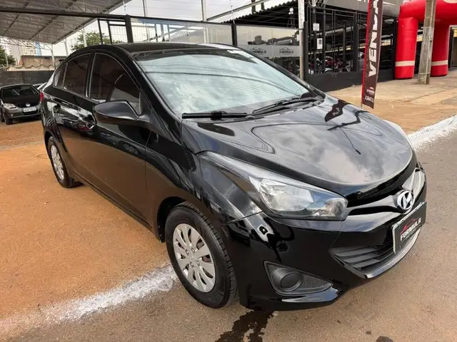 Carro Hyundai HB20S 2015 1.0 Comfort Plus (Flex)