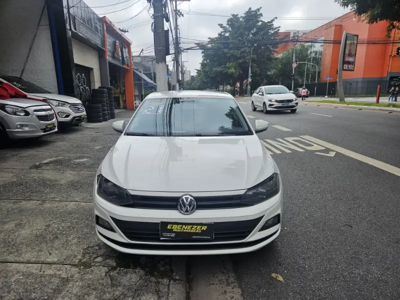 Volkswagen Polo 1.0 MPI (Flex)