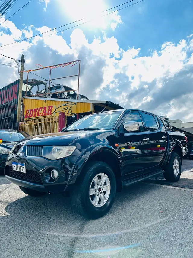 Carro Mitsubishi L200 Triton Sport 2011 L 200 Triton HPE 4x4 3.2 (aut) (cab. dupla)