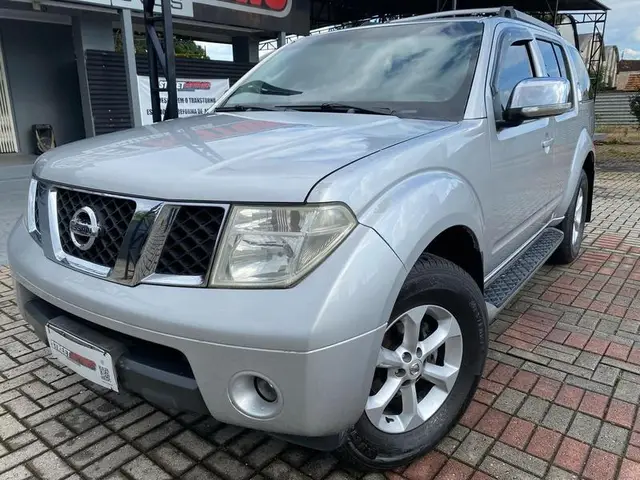 Carro Nissan Pathfinder 2008 SE 4x4 4.0 24V