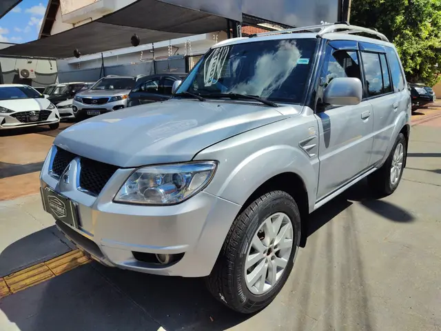 Carro Mitsubishi Pajero TR4 2011 2.0/ 2.0 Flex 16V 4x4 Mec.