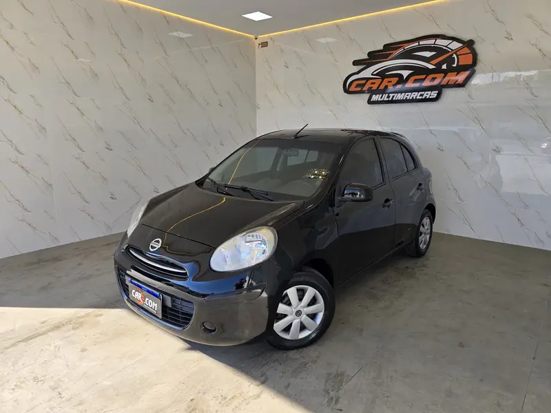 Nissan March 1.0 16V S (Flex)