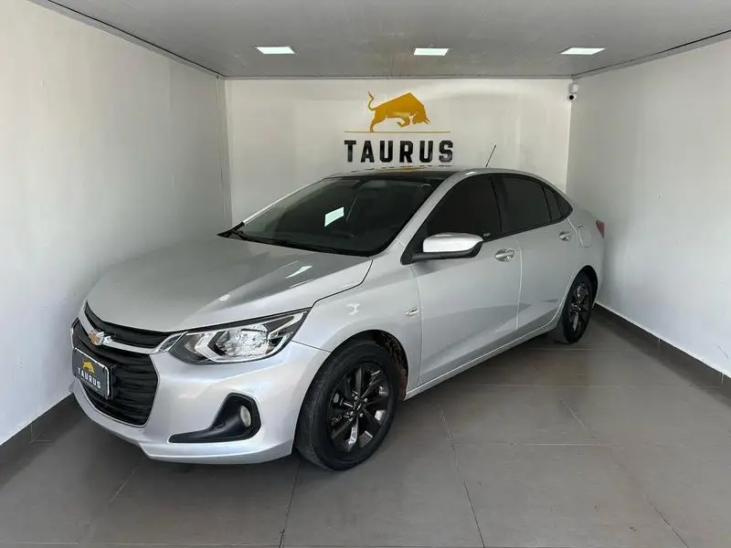 Chevrolet Onix Plus 1.0 LT (Flex)