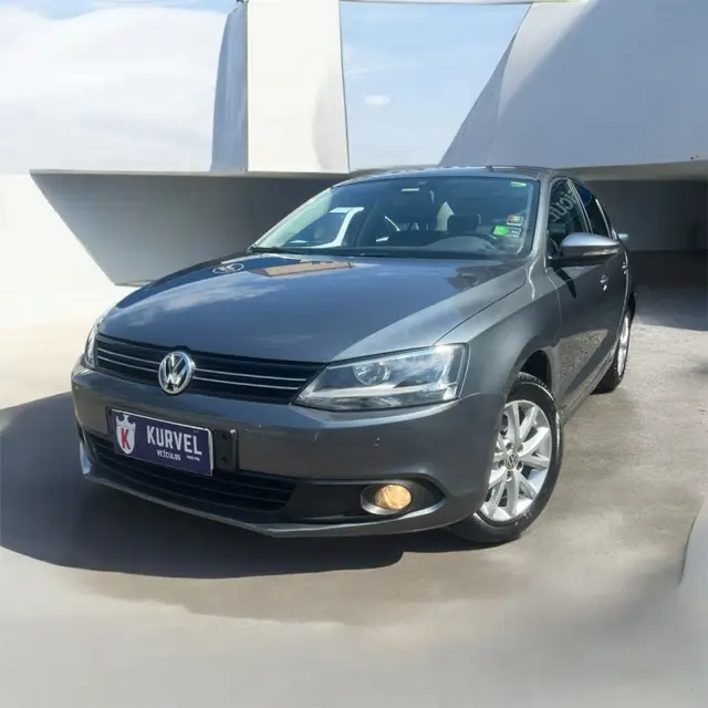 Carro Volkswagen Jetta 2012 2.0 Comfortline Tiptronic (Flex)