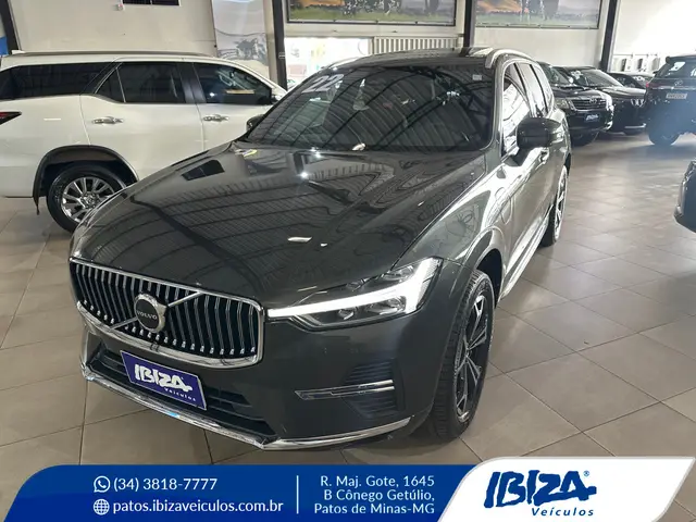 Carro Volvo XC60 2022 T-8 INSC. EXPRESS. 2.0 (Híbrido)