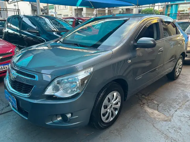 Carro Chevrolet Cobalt 2012 LT 1.4 8V (Flex)