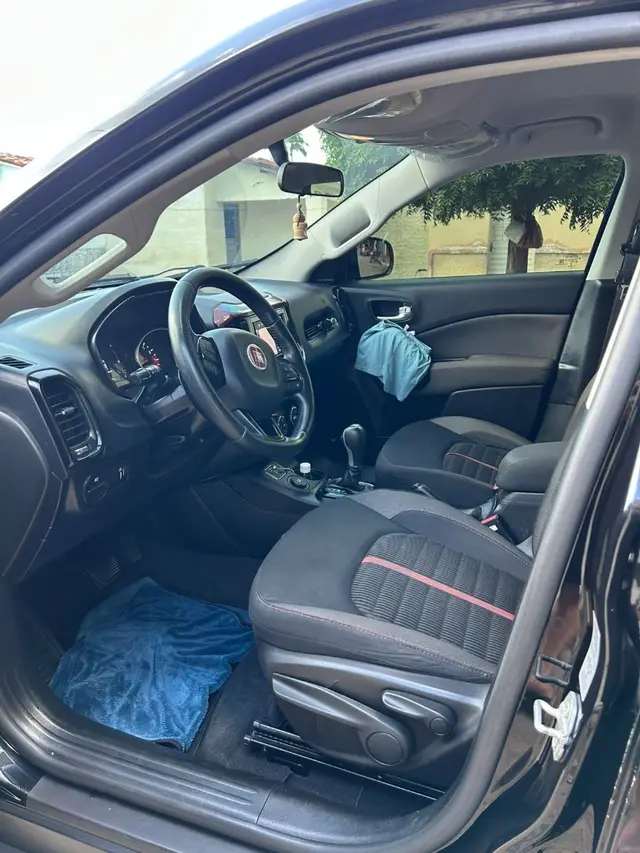 Carro Fiat Toro 2021 Freedom 1.8 AT6 4x2 (Flex)