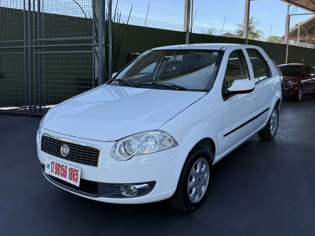 Fiat Palio Attractive 1.4 8V (Flex)