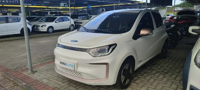Carro JAC e-JS1 2023 BEV