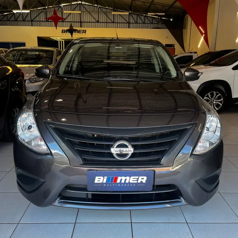 Nissan Versa 1.6 16V SV FlexStart CVT (Flex)