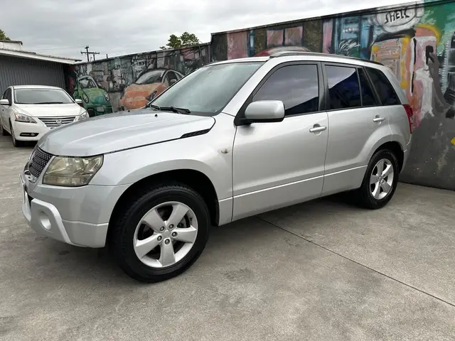 Carro Suzuki Grand Vitara 2011 2.0 16V