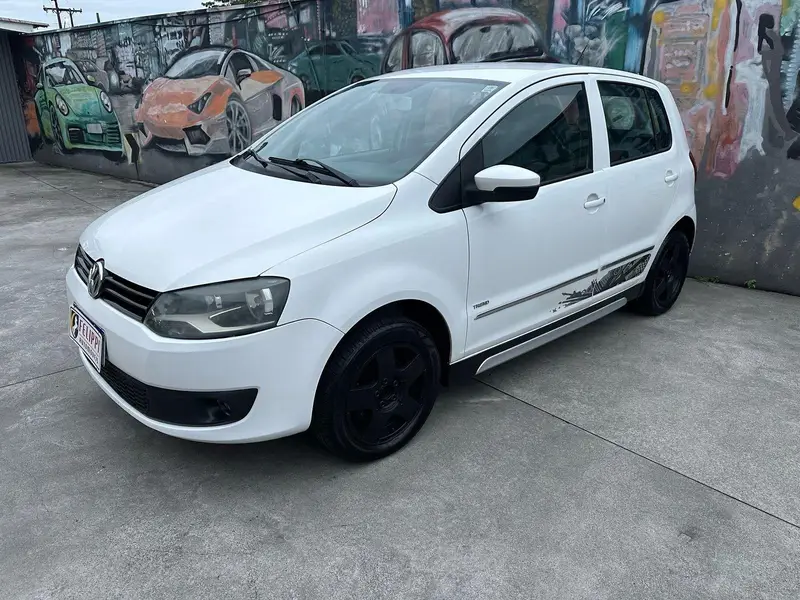 Volkswagen Fox 1.0 8V (Flex) 4p