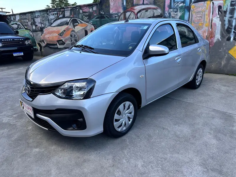 Toyota Etios Sedan X 1.5 (Aut) (Flex)