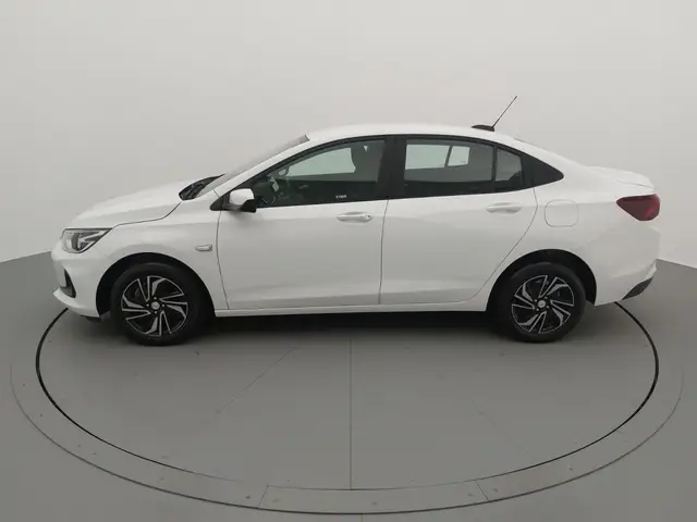 Carro Chevrolet Onix Plus 2024 LT 1.0