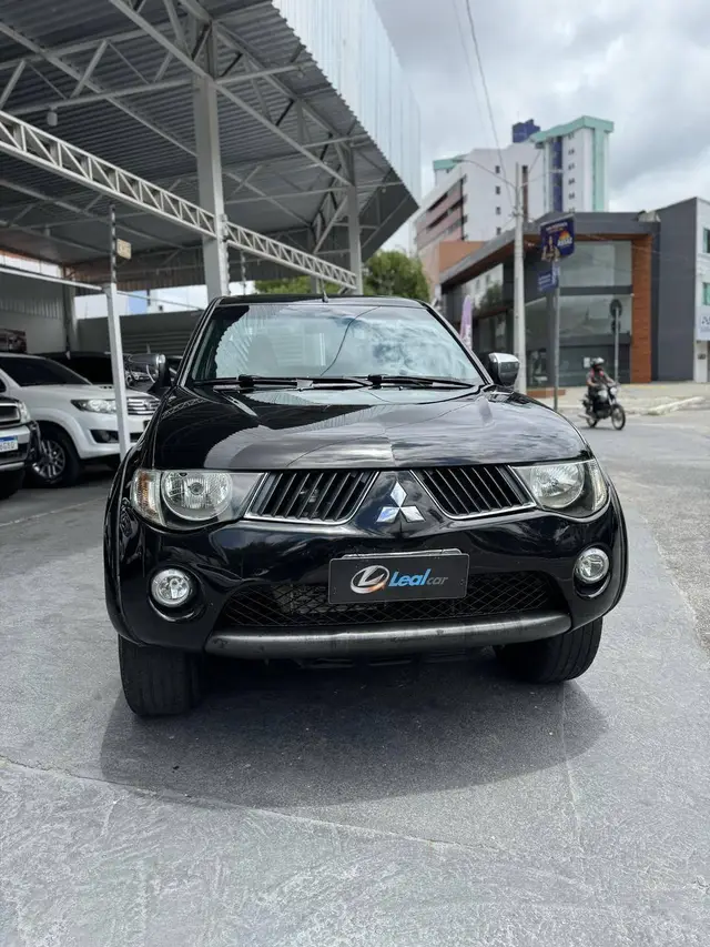 Carro Mitsubishi L200 Triton Sport 2010 L 200 Triton HPE 4x4 3.2 (cab. dupla)