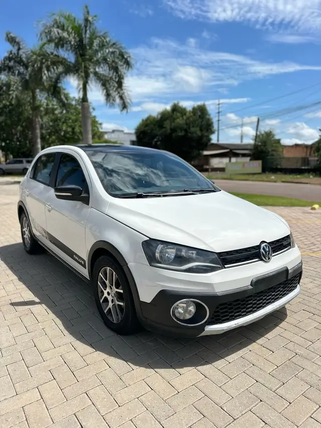 Carro Volkswagen Gol 2014 Rallye 1.6 VHT (Flex)