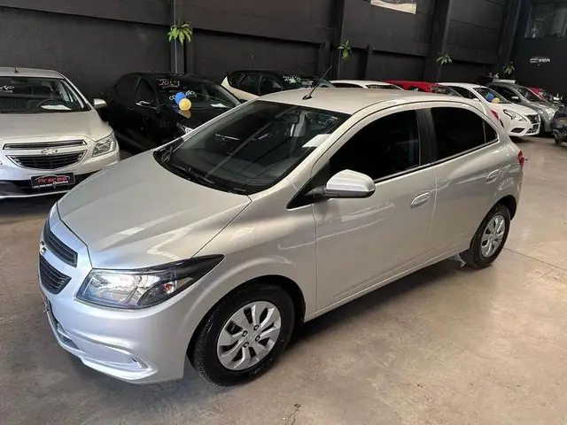 Carro Chevrolet Onix 2019 1.0 Joy SPE/4