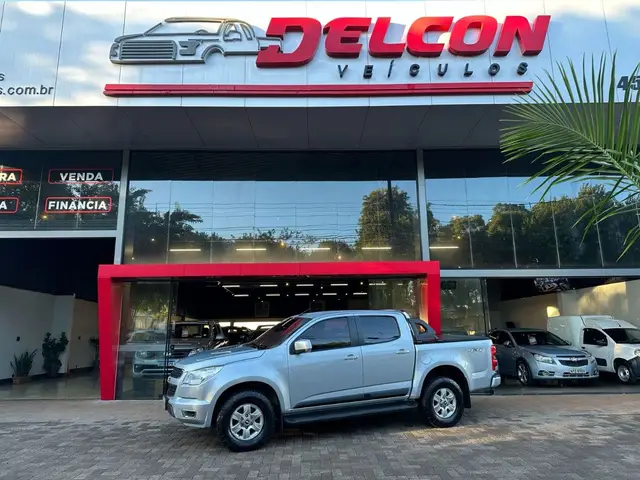 Carro Chevrolet S10 Cabine Dupla 2013 S10 LT 2.8 diesel (Cab Dupla) 4x2