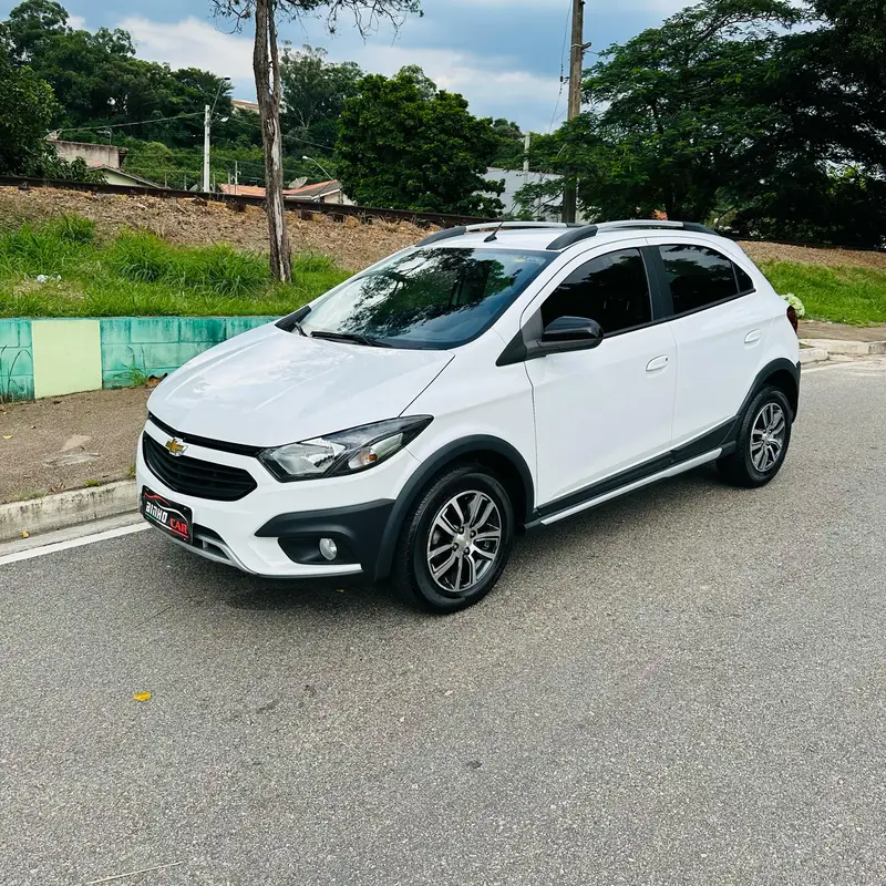 Chevrolet Onix 1.4 Activ SPE/4 (Aut)