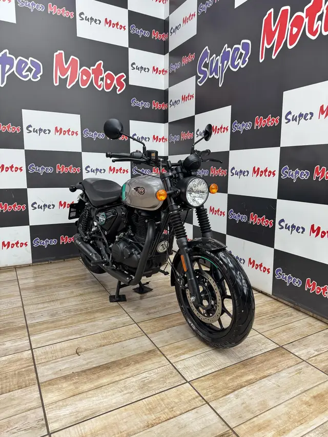 Carro Royal Enfield Hunter 350 2024 Dapper