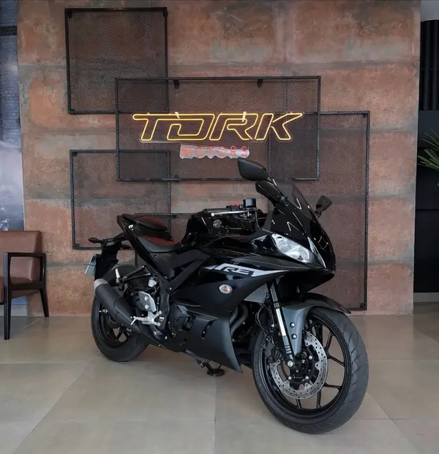 Carro Yamaha YZF R3 2025 ABS