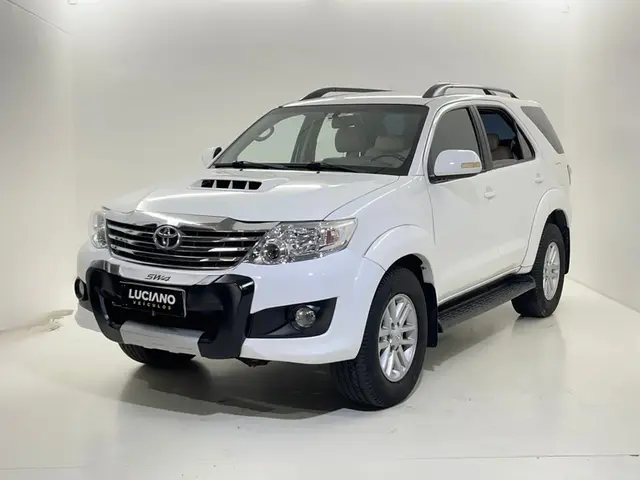 Carro Toyota Hilux Cabine Dupla 2012 Hilux 3.0 TDI 4x4 CD SRV (Aut)