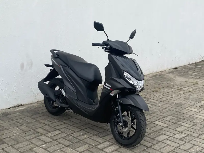 Yamaha Fluo ABS