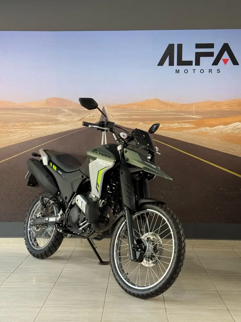 Yamaha XTZ 250 Lander Connected