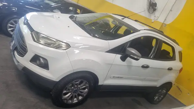 Carro Ford EcoSport 2016 Ecosport Freestyle Powershift 1.6 (Flex)