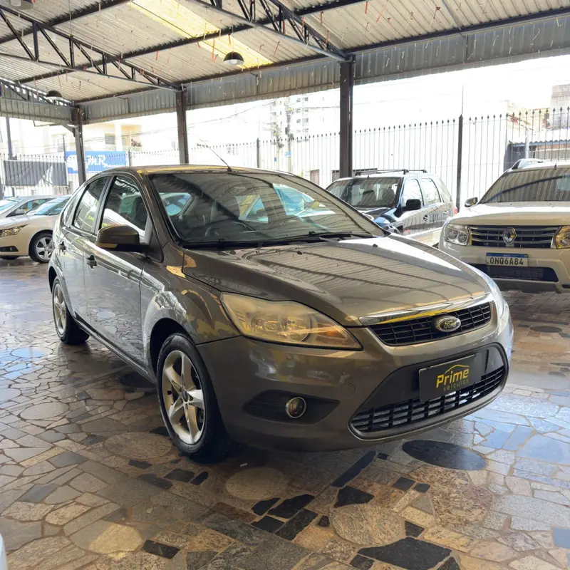 Ford Focus Hatch GLX 2.0 16V (Flex)