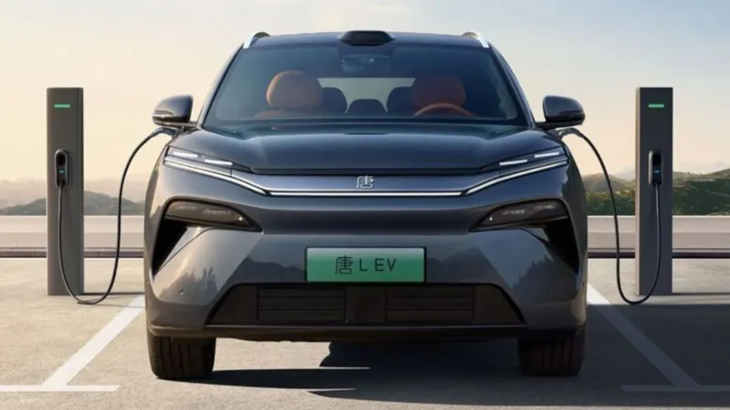 BYD lança SUV elétrico de sete lugares e 1.100 cv por preço de Corolla Cross