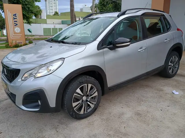 Carro Peugeot 2008 2022 Allure Pack 1.6