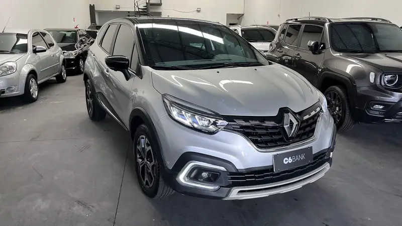 Renault Captur Iconic 1.3 Turbo CVT
