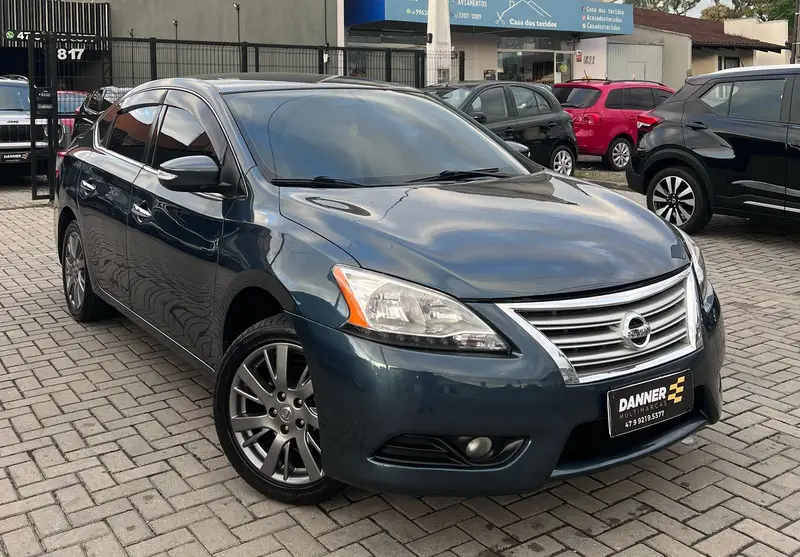 Nissan Sentra SL 2.0 16V CVT (Flex)