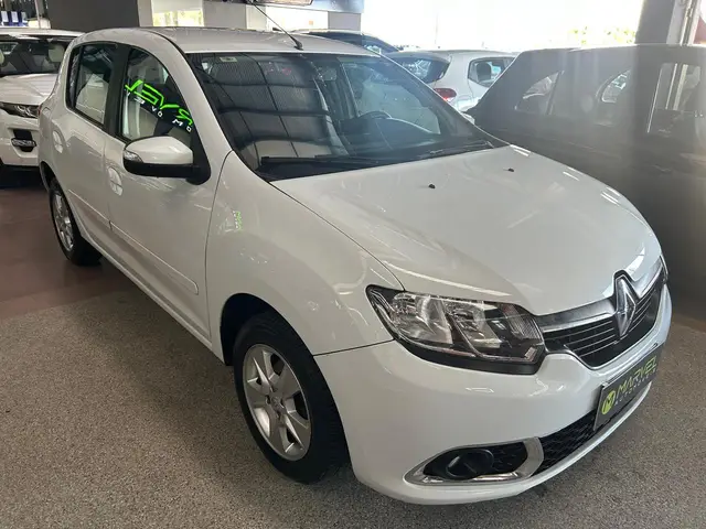 Carro Renault Sandero 2015 Dynamique 1.6 8V