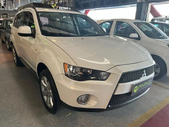 Carro Mitsubishi Outlander 2013 2.0 16V CVT