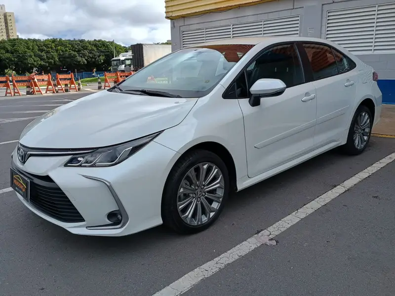 Toyota 2.0 XEi Multi-Drive S (Flex)